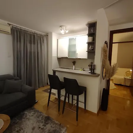 Apartment Sofabed *